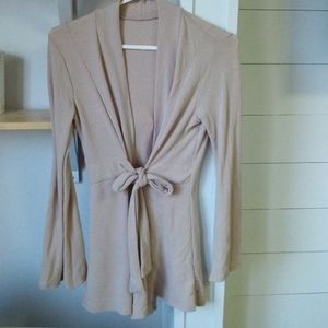 ☕Forever 21 bell sleeve Cardigan